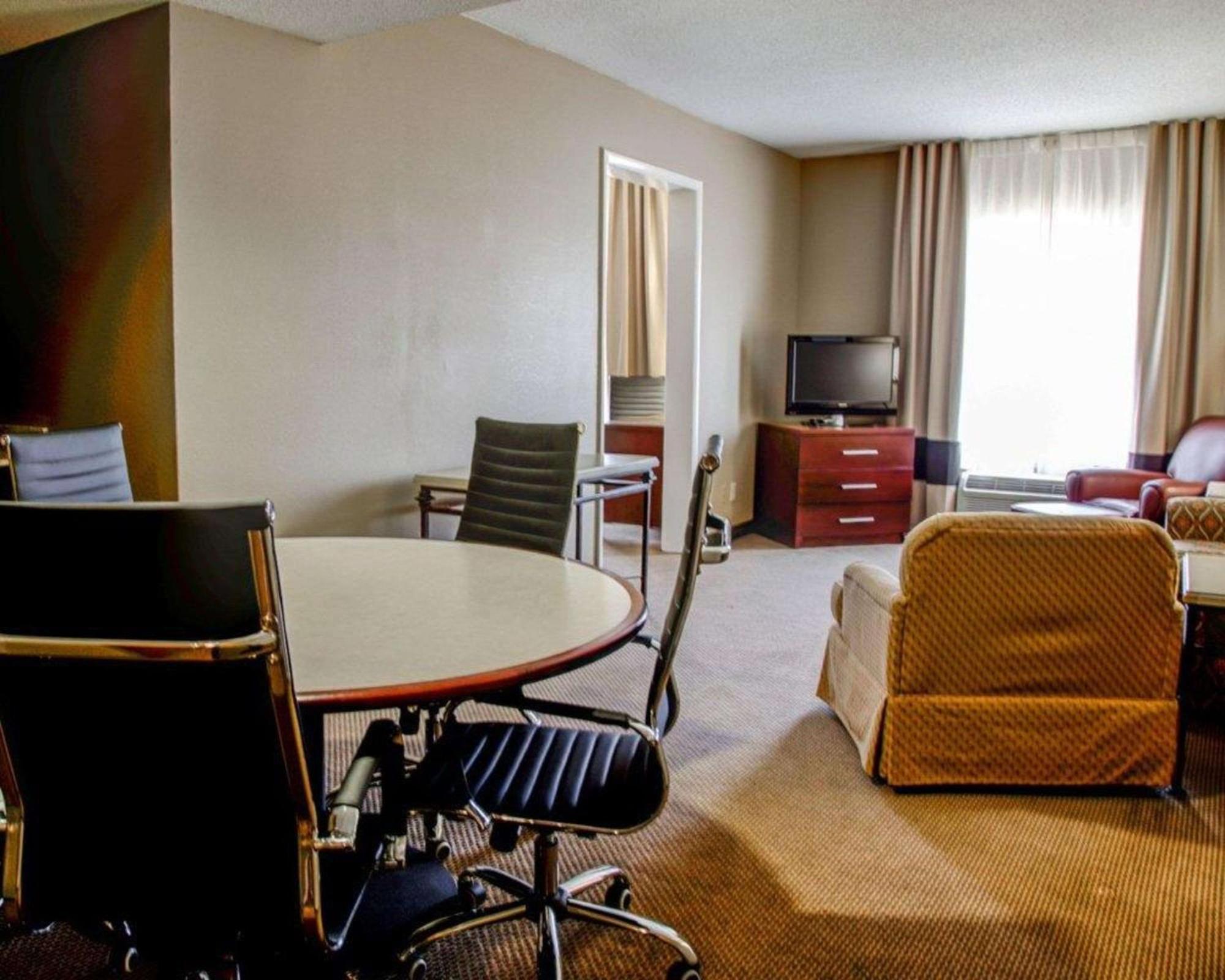 Comfort Suites Gadsden Attalla Екстер'єр фото